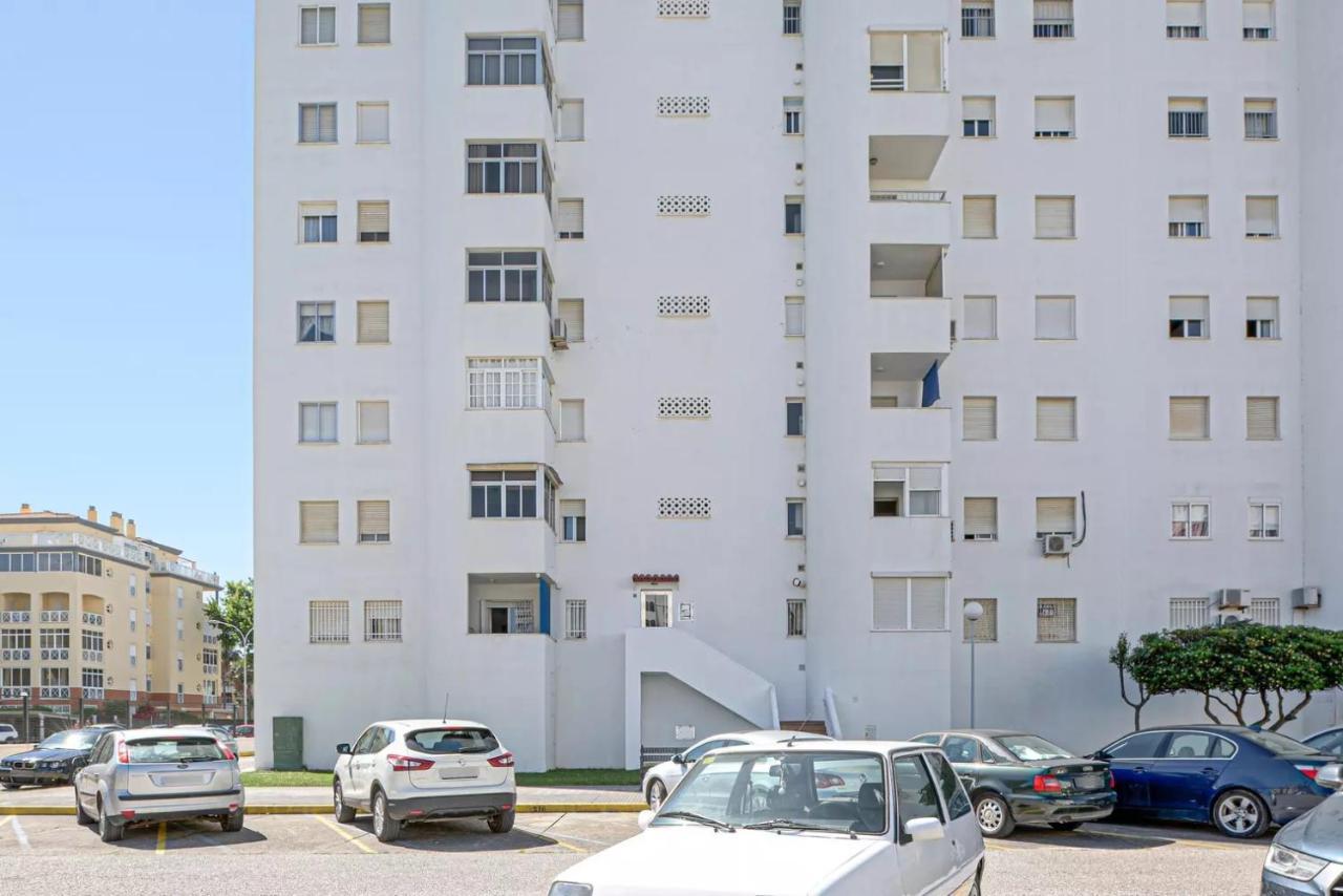 Valdelagrana: Primera Linea De Playa. El Puerto de Santa María Exterior foto